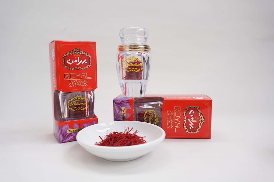 زعفران بهرامن مشهد تهیه شده از زعفران مرغوب
